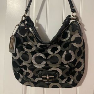 Coach fabric purse with C logo
